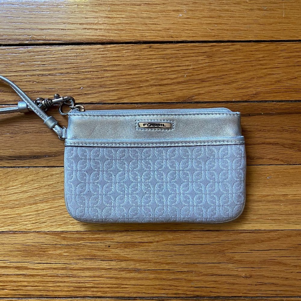 Y2K / 00's Fossil Wristlet